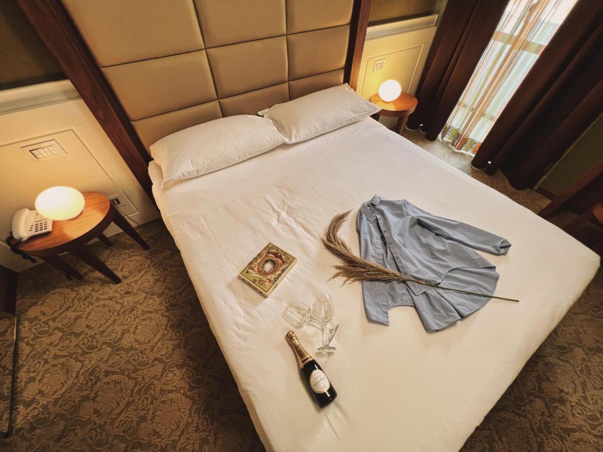 Hotel Abruzzi 테라모 외부 사진