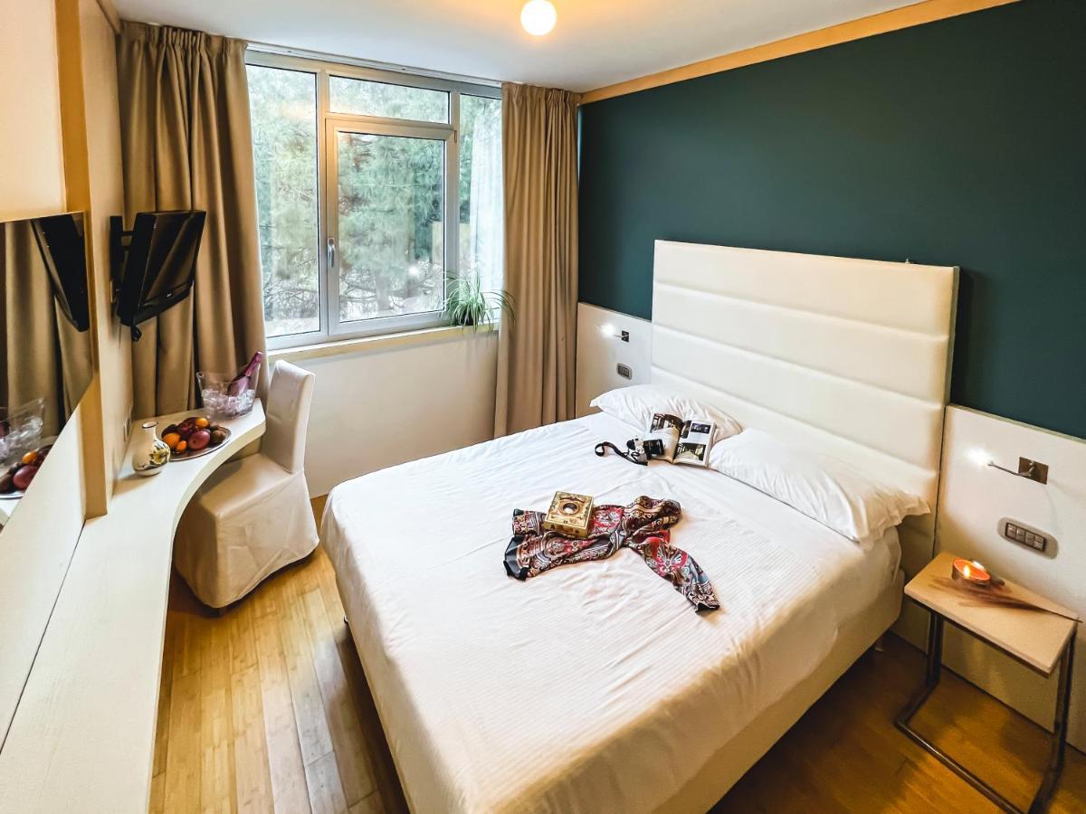 Hotel Abruzzi 테라모 외부 사진