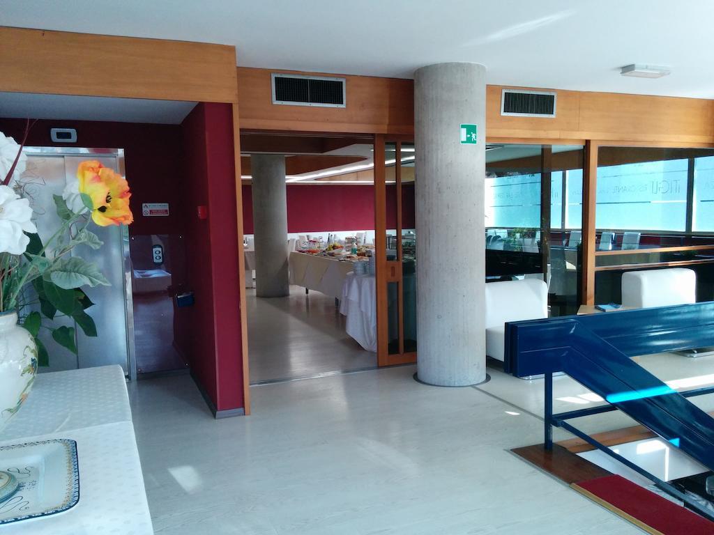 Hotel Abruzzi 테라모 외부 사진